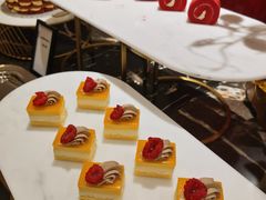 -广州万富希尔顿酒店-感趣自助餐厅·生蚝海鲜刺身