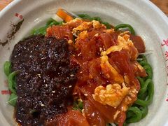 炸酱西红柿鸡蛋面-手擀菠菜面(西康路店)