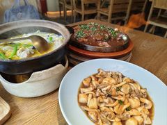 -蜜桃餐厅·伴山(湖滨商业街店)