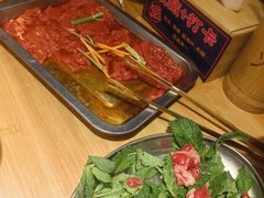 -洱火云南酸菜牛肉火锅(石景山当代商城店)