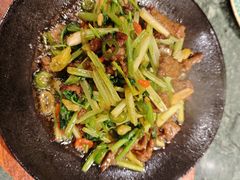 小炒黄牛肉-东方亚克西餐厅(西康路店)