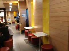 大堂-麦当劳(曲阳店)