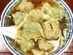 半菜半肉-古徽州馄饨店(宝安路店)