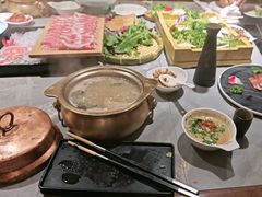 -慢丽江·云南野生菌土鸡锅(付家庄店)