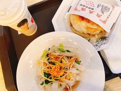 -袁记肉夹馍(北客站店)