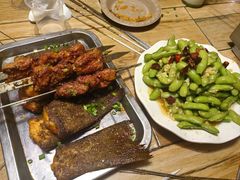 -宫老四·上品烧烤酒店(汉东路店)