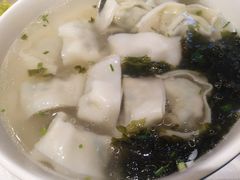 荠菜肉馄饨-老人和饭店(淮海中路店)