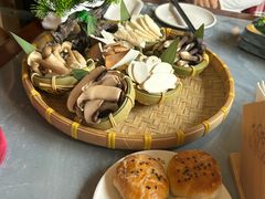 -慢丽江·云南野生菌土鸡锅(付家庄店)