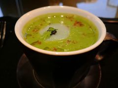 西葫芦瓜汤配扇贝刺身及黑鱼子酱-AZUL by FUEL蓝色·法式酒馆(琶醍店)