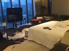 -广州天河希尔顿酒店