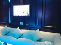 -宝岛甲壳虫KTV(蓝天路店)