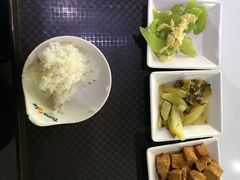 -上德宝骏宝马5S店