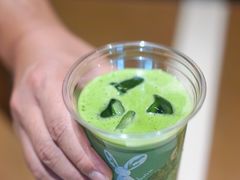 -luutosa  cafe & tea 鹿兔山
