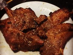 秘制法式羊排-猪啊牛呀羊啊铜盘烤肉(正大广场店)