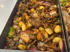 -老东镇啤酒屋海鲜加工·蒸汽海鲜·海鲜烧烤(台东店)