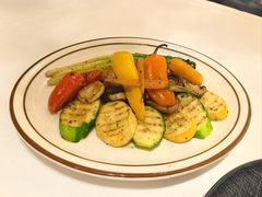 -马克西姆俄罗斯餐厅(通亚街店)