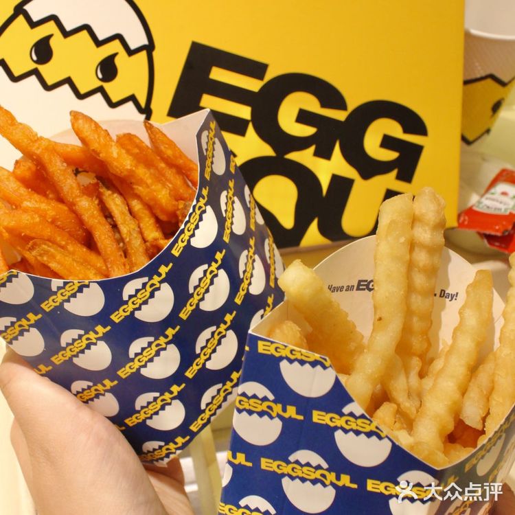 南京德基‼️怎么会有这么好吃的网红汉堡🍔 