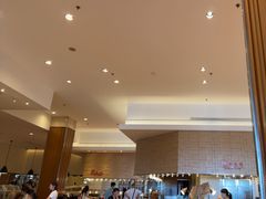 -亚龙湾希尔顿自助餐厅·海鲜·烧烤·沙滩BBQ·现场乐队