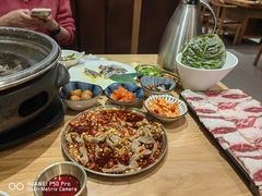 -青瓦餐厅·生鱼片·韩园烤肉(西塔店)