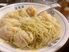 鲜虾云吞面-佳面馆·竹升云吞面·爽鱼皮·牛腩面(易发店)