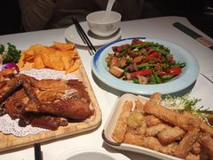 川香小炒肉-胡桃里音乐酒馆(下沙店)