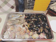 -王老六铁锅炖鱼(大东沟总店)