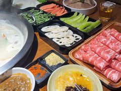 -佬土鹅肠火锅(解放路店)