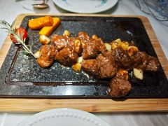 田园澳洲骰子牛肉-蜜桃花开·中西融合菜E&W(南长街店)