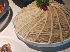 -茅草房·河畔园林火锅