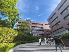 -香港大学