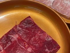 -牛YO寿喜烧·铁板烧和牛火锅自助(市府恒隆店)