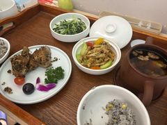 -雪梅月子中心(华侨城店)