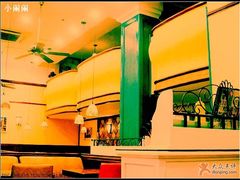 -玛格萝妮比萨屋(四平店)