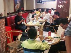 大堂-新凯旋烧烤·燕姐千岛湖土菜