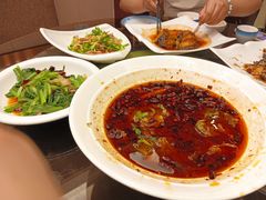 -喜乐餐厅•灯笼虾球首创者•本地小海鲜(二马路店)