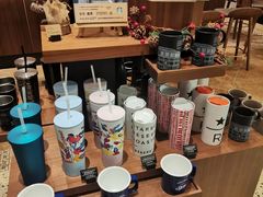 零售区-星巴克臻选(广州沙面店)