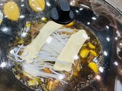 -屯老二农家铁锅炖·行业领军者(梅江店)