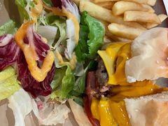 -鲨鱼美式餐厅酒吧Sharky