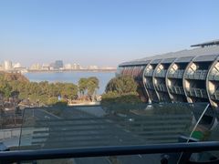 -上海滴水湖皇冠假日酒店
