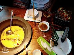 -咕嘟草帽鱼·牛奶一样的鲜鱼汤(包河万达广场创始店)