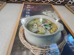 -馋三尺蟹粉小笼(人民广场店)