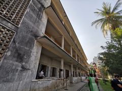 景点-吐斯廉屠杀博物馆