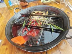 -正南齊北重庆老火锅(光华村直营店)
