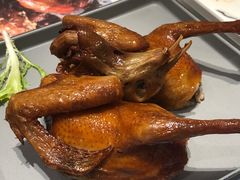 首创黑椒妙龄乳鸽-粤小馆(天安云谷店)