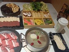 -呷哺呷哺 黄金牧场 (新中关购物中心店)