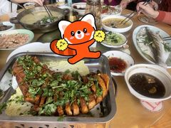 -亮河湾山庄