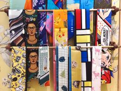 -恋物百货商店(华侨城店)