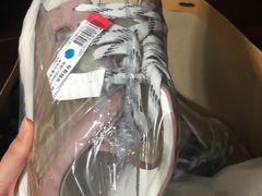 -爱革·奢品·鞋包·衣物·家居(金桥国际商业广场店)