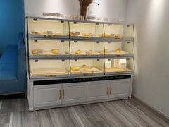 面包甜点陈列柜-Tomado绿色烘焙(大尧三路店)