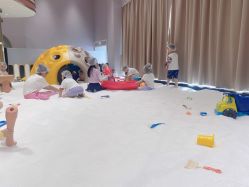 -奈尔宝·儿童乐园·亲子餐厅(鄞州万达店)